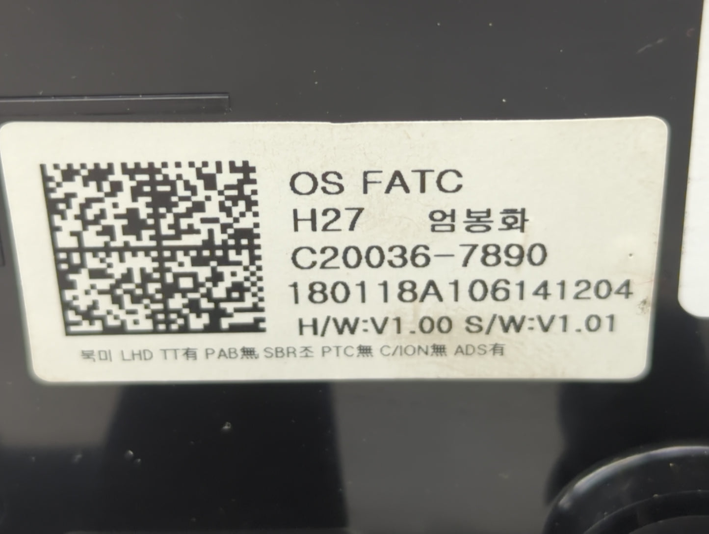 2018-2021 Hyundai Kona Climate Control Module Temperature AC/Heater Replacement P/N:C20036-7890 Fits Fits 2018 2019 2020 202