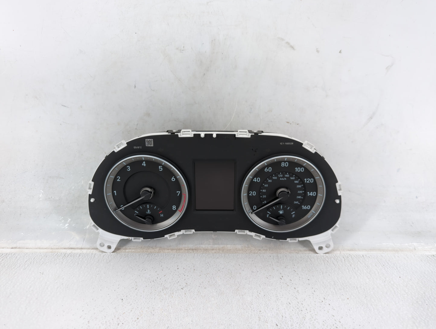 2018-2021 Hyundai Kona Instrument Cluster Speedometer Gauges Miles: Fits Fits 2018 2020 2021 OEM Used Auto Parts - Oemusedau