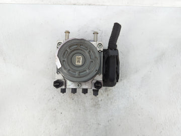 2018-2021 Hyundai Kona ABS Pump Control Module Replacement P/N:58900-J9000 Fits Fits 2018 2019 2020 2021 OEM Used Auto Parts