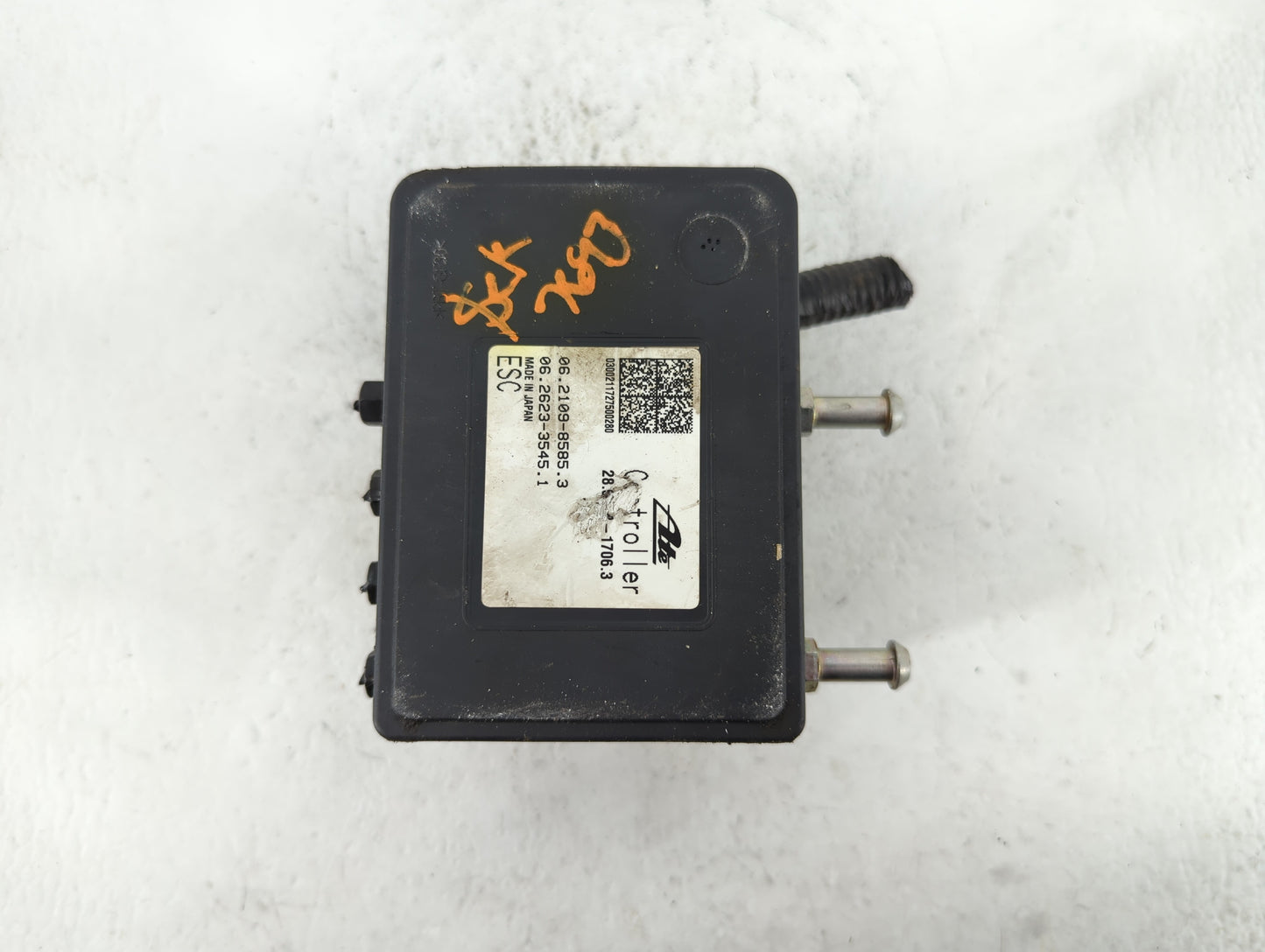 2018-2021 Hyundai Kona ABS Pump Control Module Replacement P/N:58900-J9000 Fits Fits 2018 2019 2020 2021 OEM Used Auto Parts