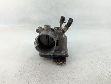 2018-2021 Hyundai Kona Throttle Body P/N:35100-2E400 Fits Fits 2012 2013 2014 2015 2016 2018 2019 2020 2021 OEM Used Auto Pa