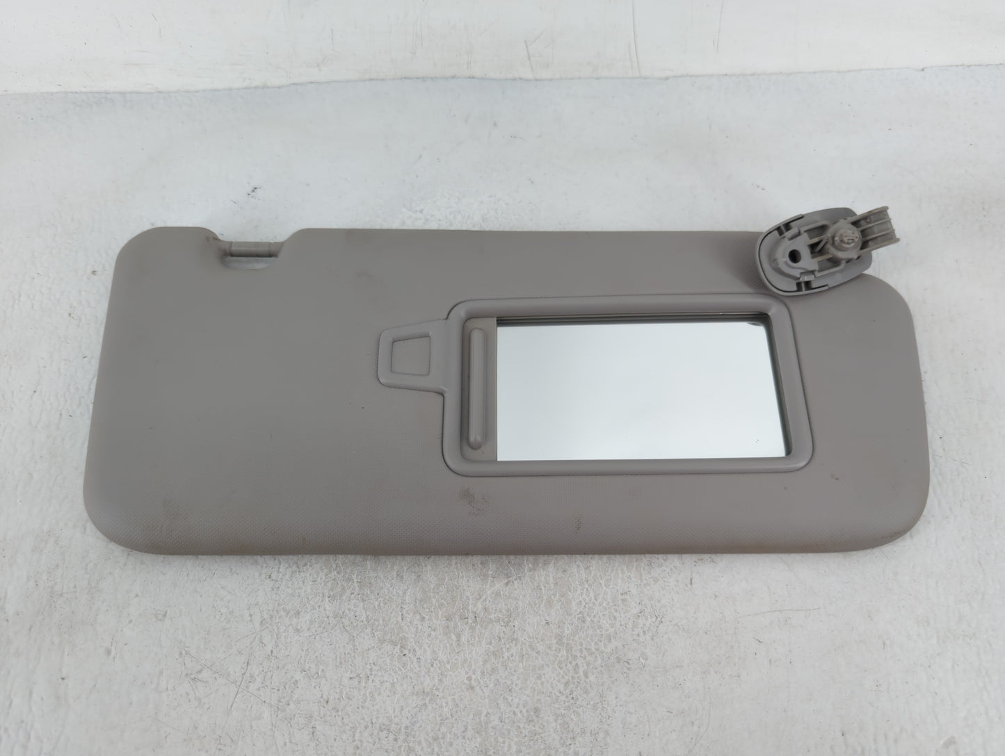 2018-2021 Hyundai Kona Sun Visor Shade Replacement Passenger Right Mirror Fits Fits 2018 2019 2020 2021 OEM Used Auto Parts 
