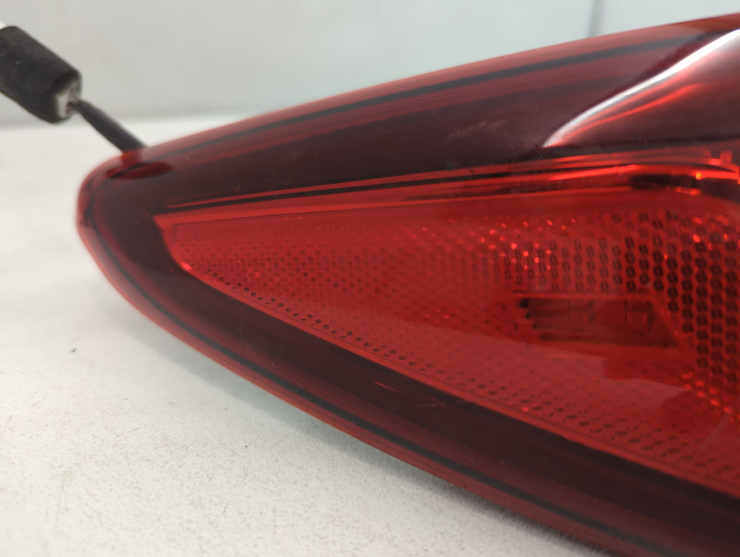 2018 Hyundai Kona Tail Light Assembly Passenger Right OEM P/N:171127B Fits OEM Used Auto Parts - Oemusedautoparts1.com