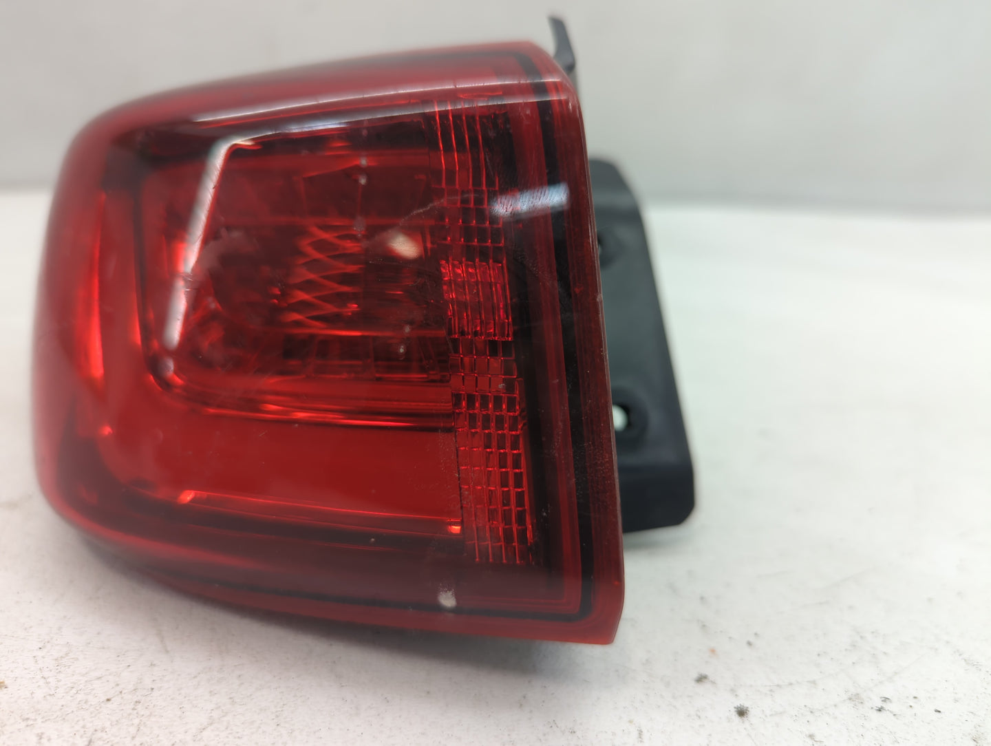 2018 Hyundai Kona Tail Light Assembly Passenger Right OEM P/N:171127B Fits OEM Used Auto Parts - Oemusedautoparts1.com