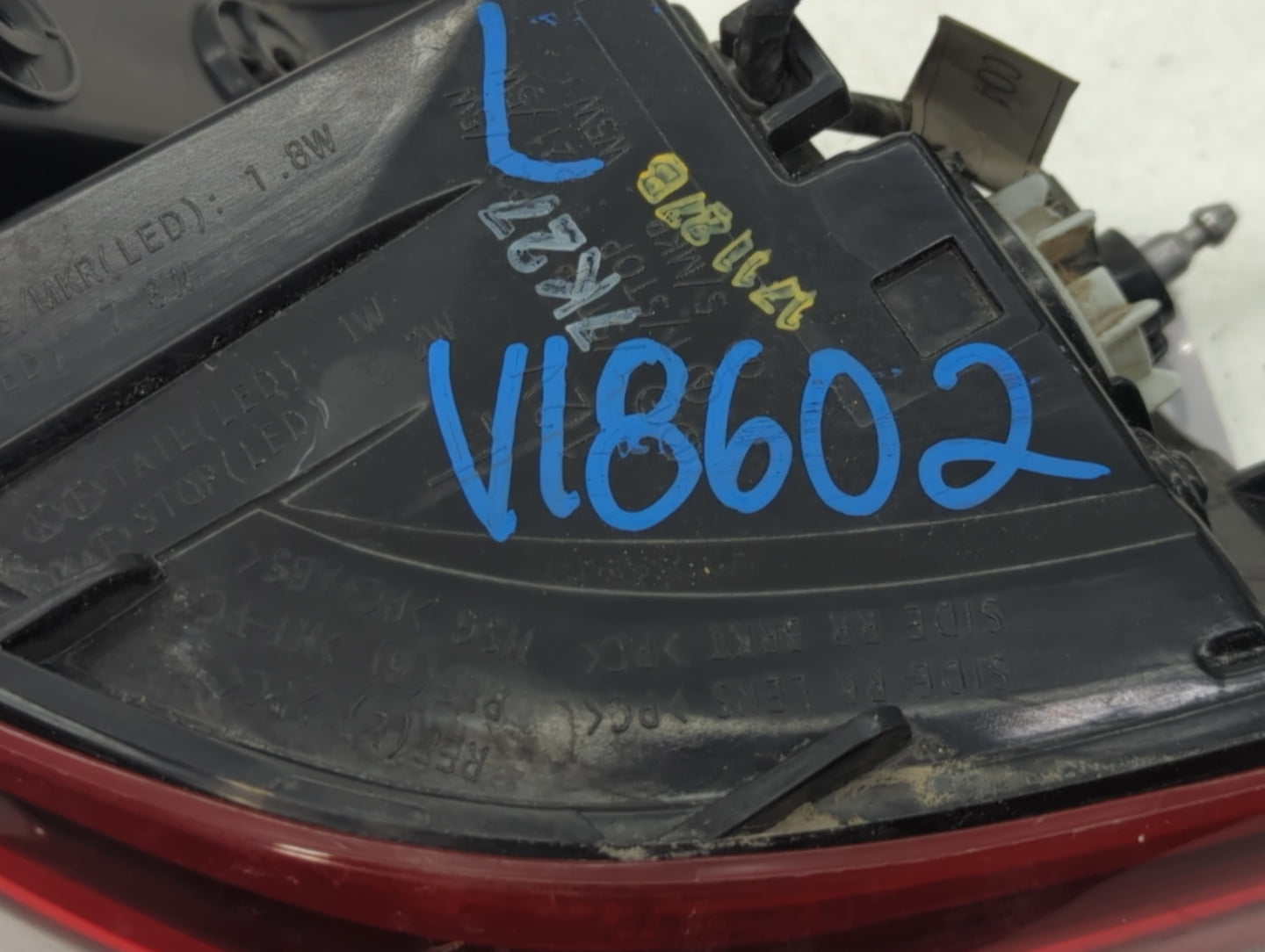 2018 Hyundai Kona Tail Light Assembly Passenger Right OEM P/N:171127B Fits OEM Used Auto Parts - Oemusedautoparts1.com
