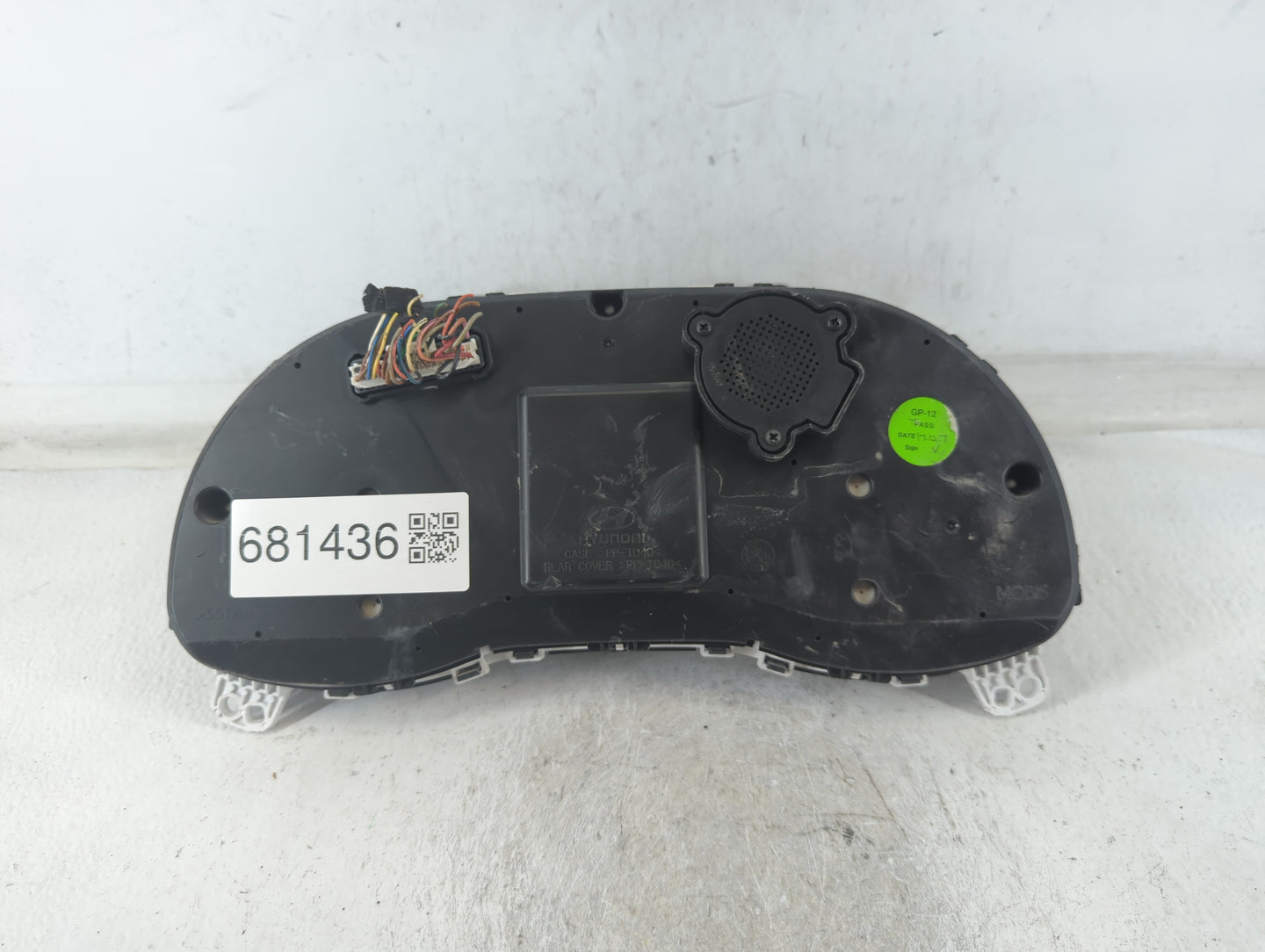2018-2021 Hyundai Kona Instrument Cluster Speedometer Gauges P/N:94021 J9100 Fits Fits 2018 2020 2021 OEM Used Auto Parts - 