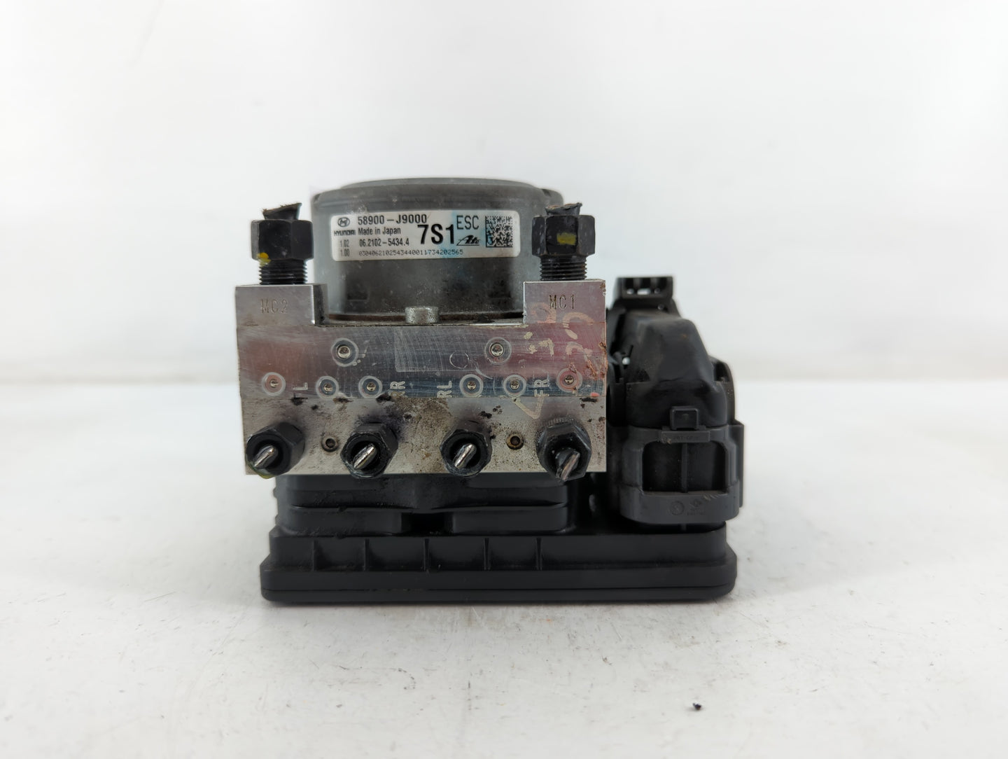2018-2020 Hyundai Kona ABS Pump Control Module Replacement P/N:58900-J9000 Fits Fits 2018 2019 2020 OEM Used Auto Parts - Oe