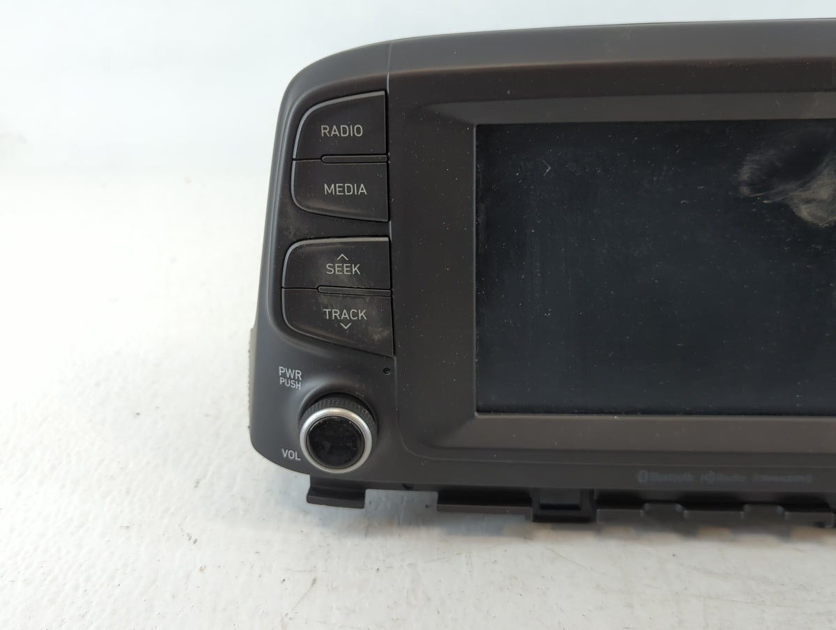 2018-2021 Hyundai Kona Am Fm Cd Player Radio Receiver 702575 - Oemusedautoparts1.com
