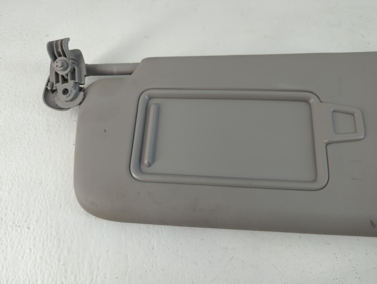 2018-2021 Hyundai Kona Sun Visor Shade Replacement Driver Left Mirror Fits Fits 2018 2019 2020 2021 OEM Used Auto Parts - Oe