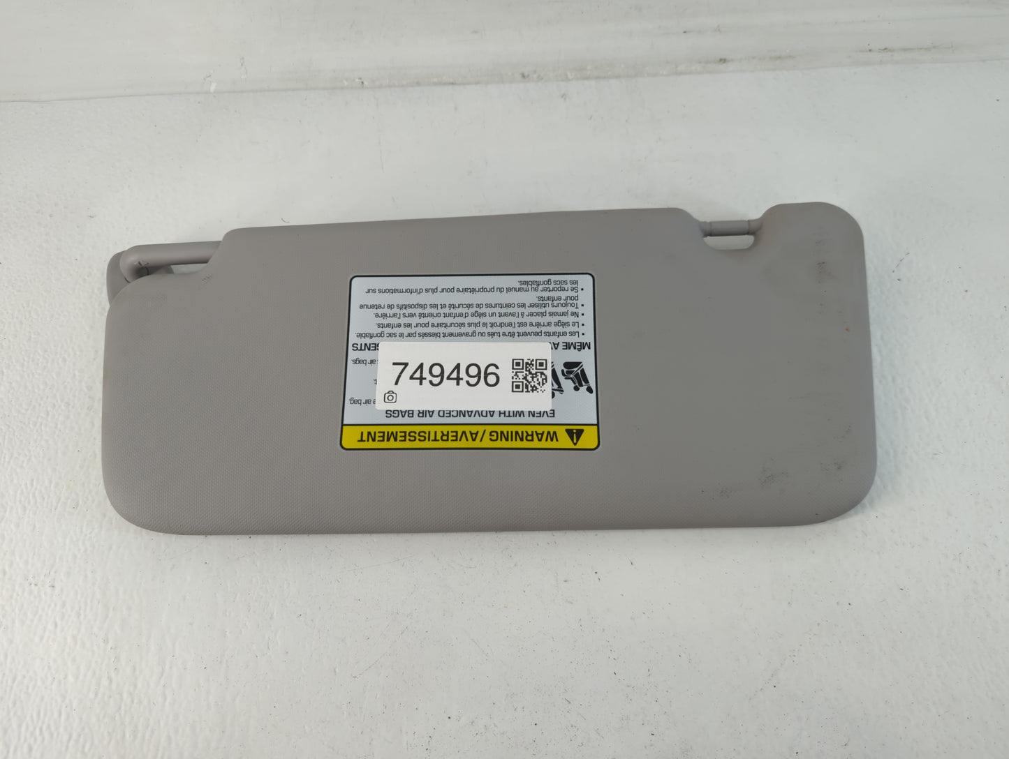2018-2021 Hyundai Kona Sun Visor Shade Replacement Passenger Right Mirror Fits Fits 2018 2019 2020 2021 OEM Used Auto Parts 