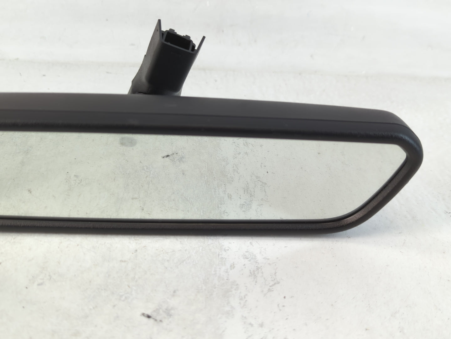 2018-2022 Hyundai Kona Interior Rear View Mirror Replacement OEM P/N:E11048576 Fits Fits 2018 2019 2020 2021 2022 OEM Used A