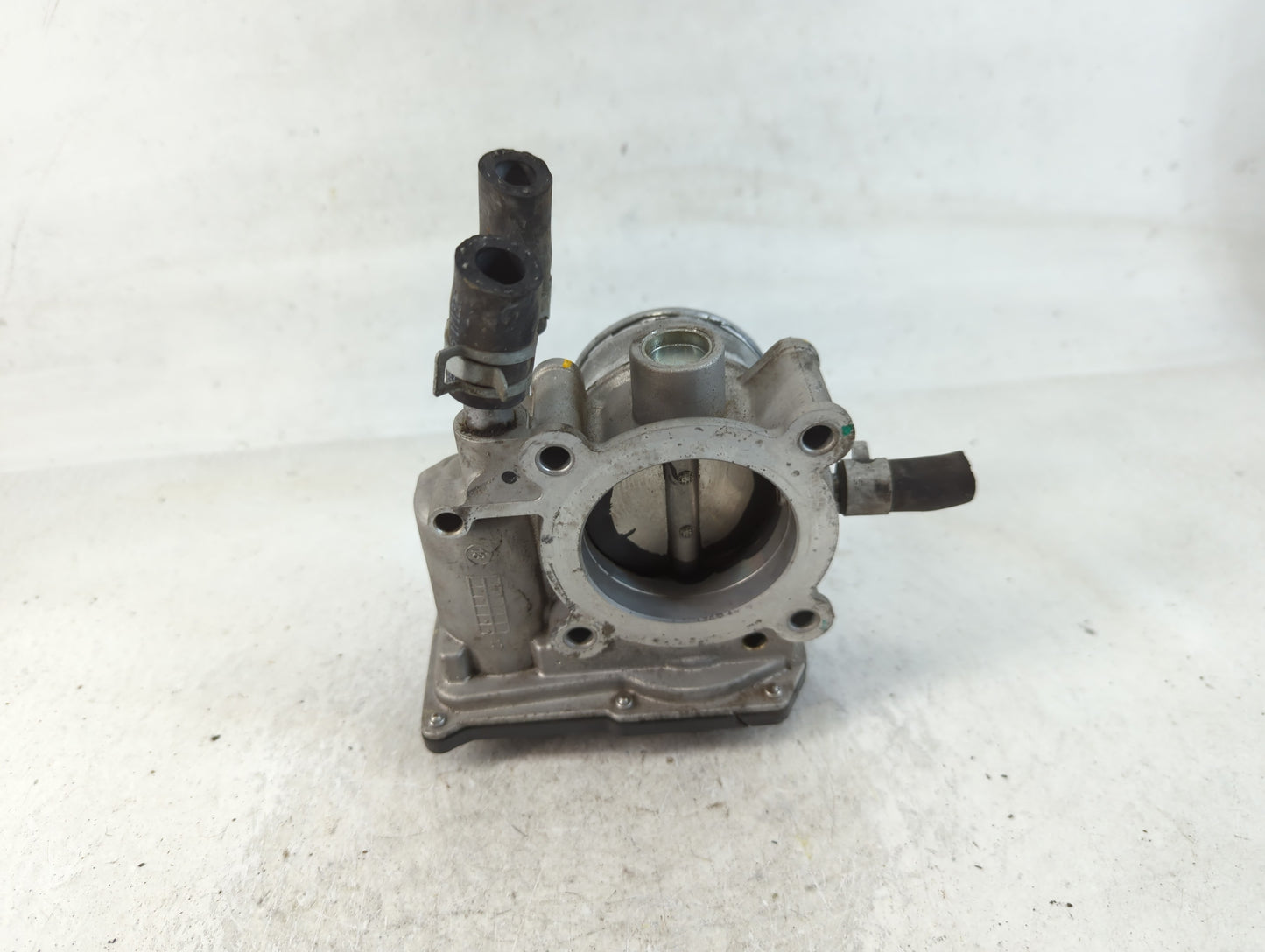 2018-2021 Hyundai Kona Throttle Body P/N:35100-2B340 Fits Fits 2015 2016 2017 2018 2019 2020 2021 2022 OEM Used Auto Parts -