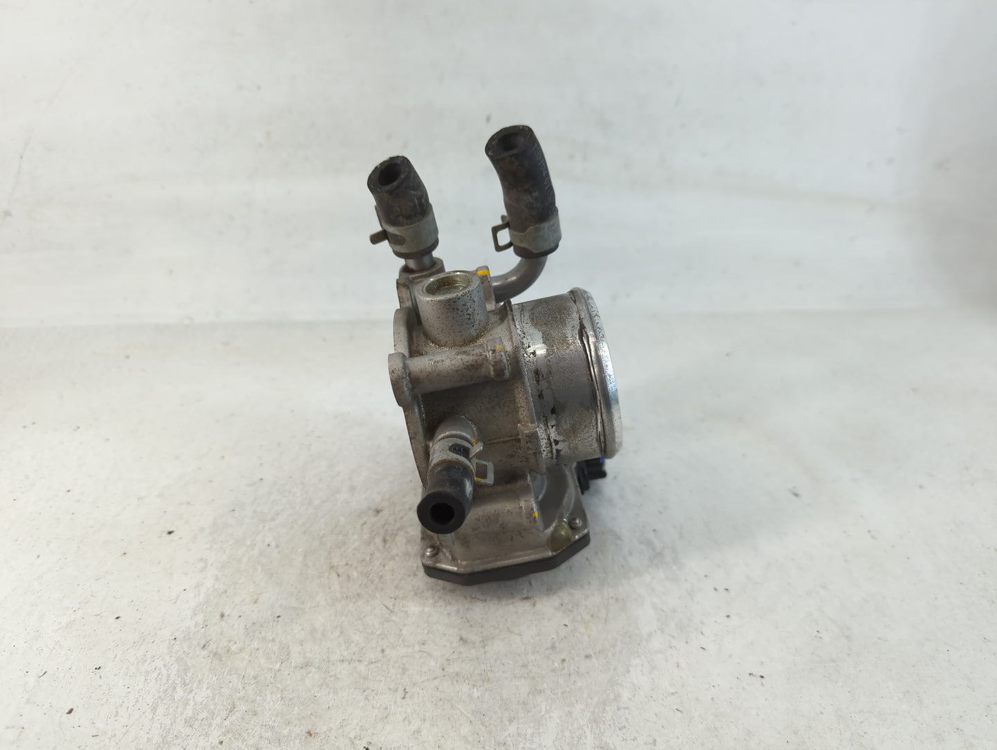 2018-2021 Hyundai Kona Throttle Body P/N:35100-2B340 Fits Fits 2015 2016 2017 2018 2019 2020 2021 2022 OEM Used Auto Parts -
