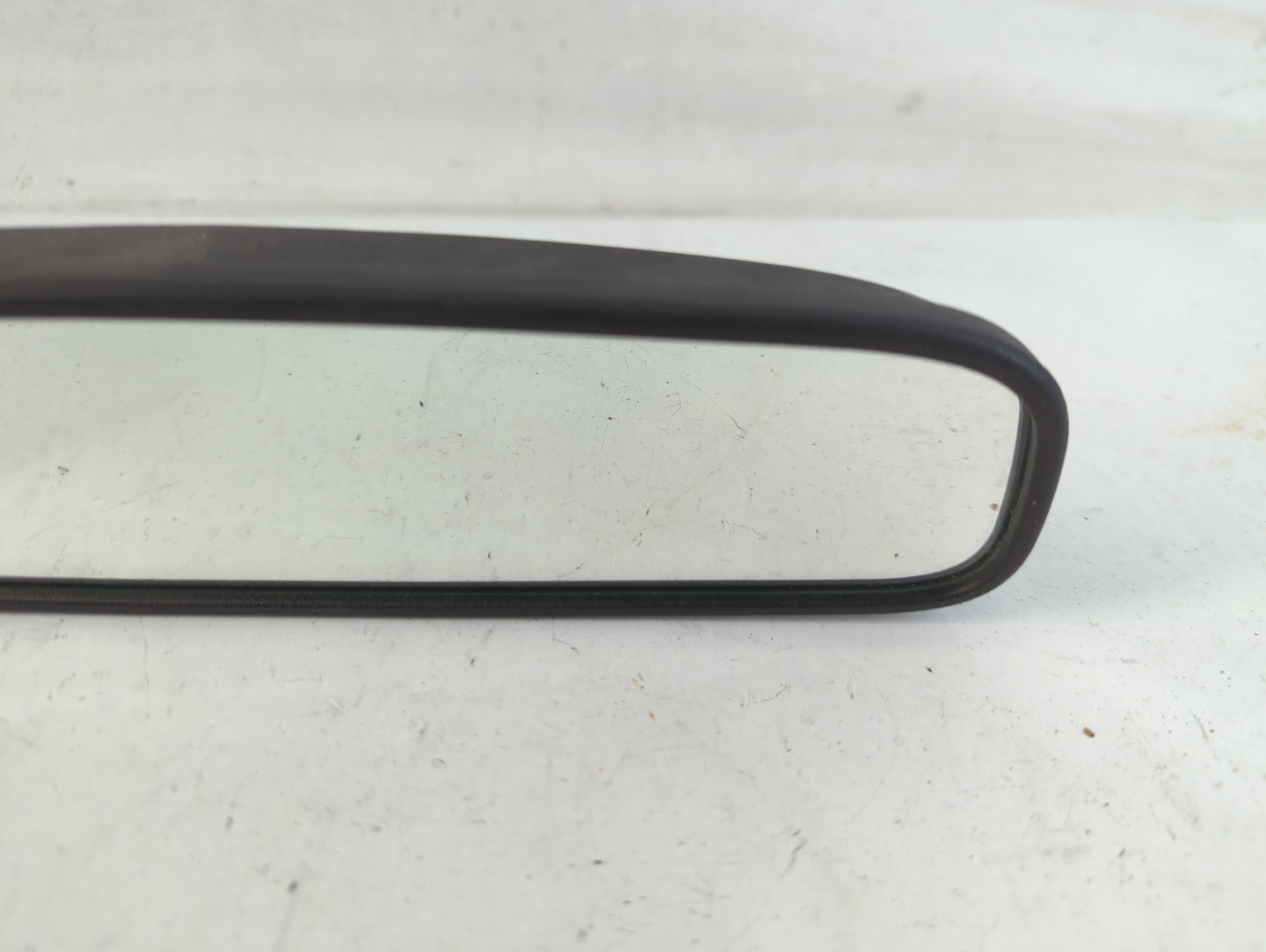 2018-2021 Hyundai Kona Interior Rear View Mirror Replacement OEM P/N:E4012143 Fits OEM Used Auto Parts - Oemusedautoparts1.c