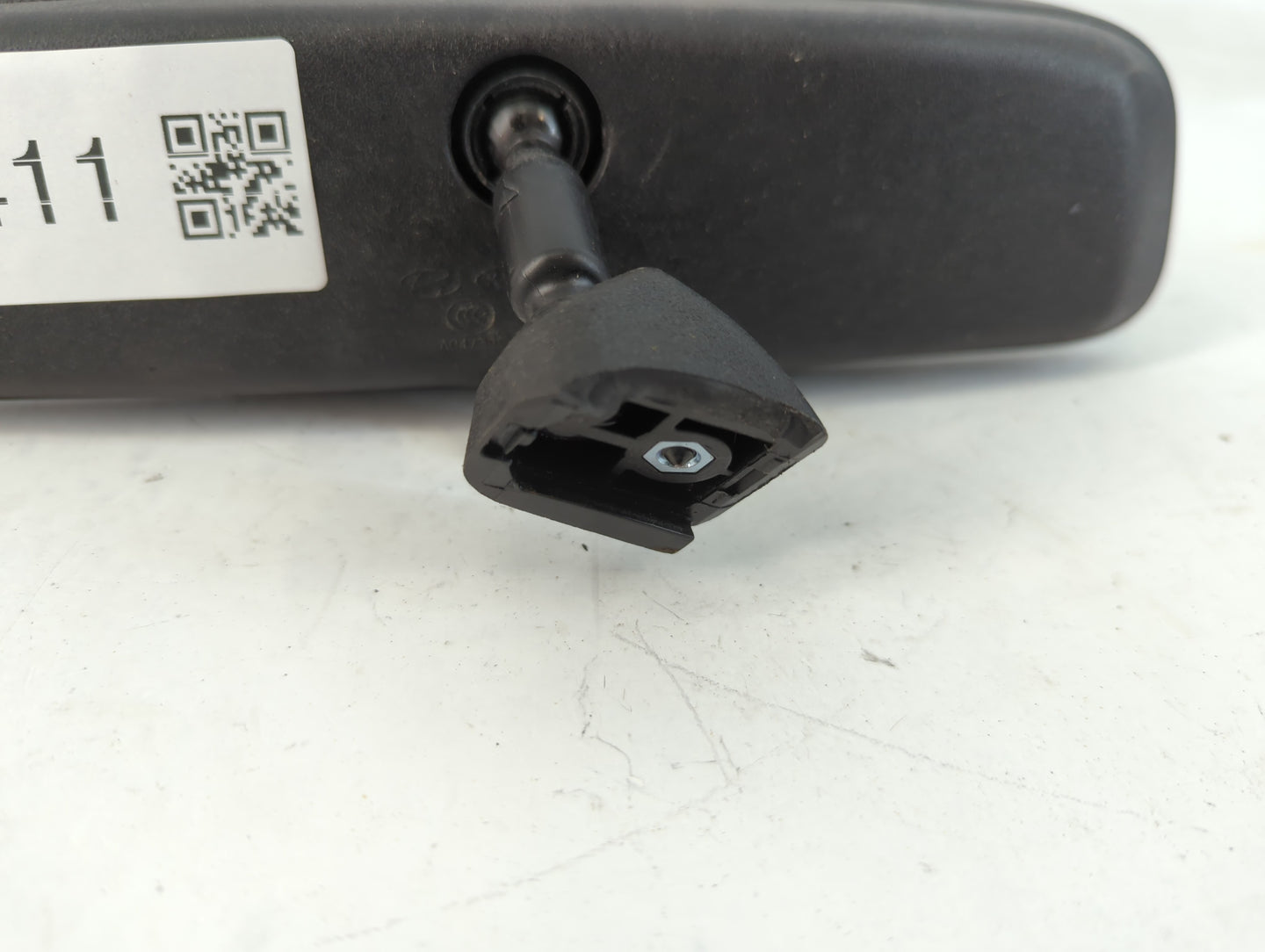 2018-2021 Hyundai Kona Interior Rear View Mirror Replacement OEM P/N:E4012143 Fits OEM Used Auto Parts - Oemusedautoparts1.c