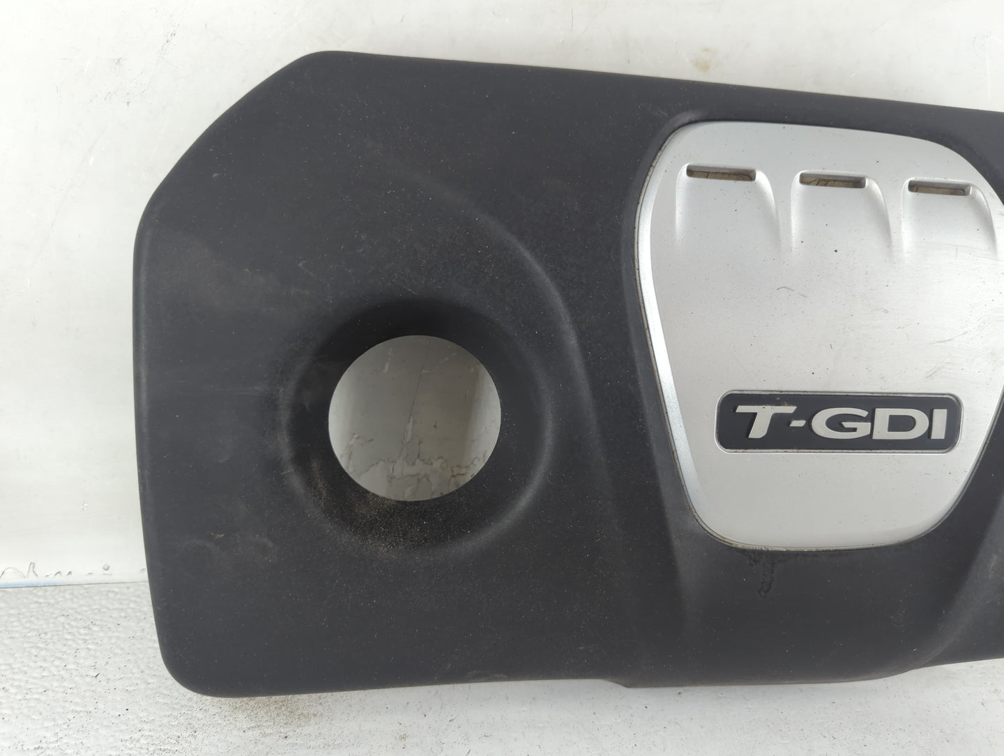 2018 Hyundai Kona Engine Cover - Oemusedautoparts1.com