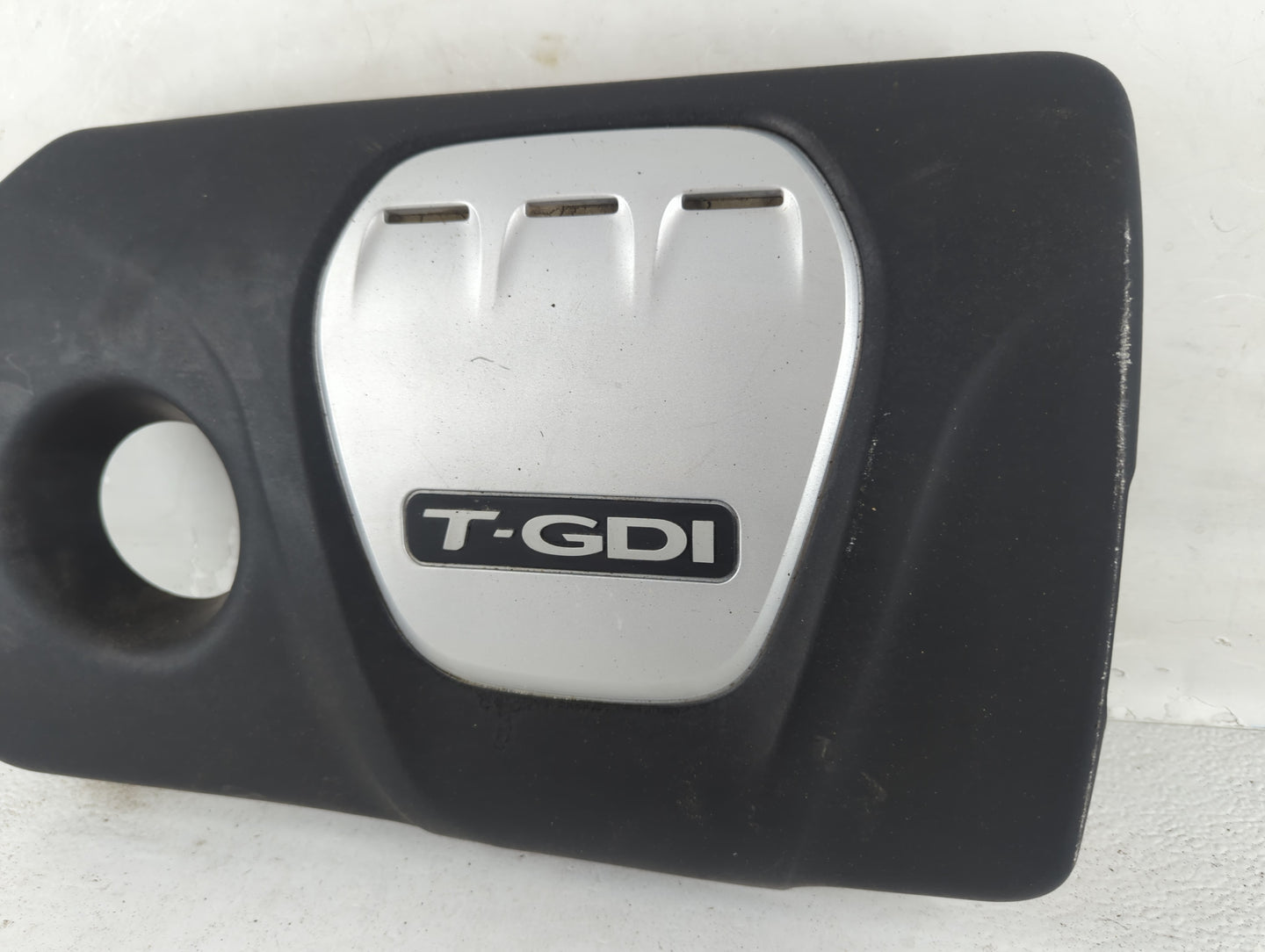 2018 Hyundai Kona Engine Cover - Oemusedautoparts1.com