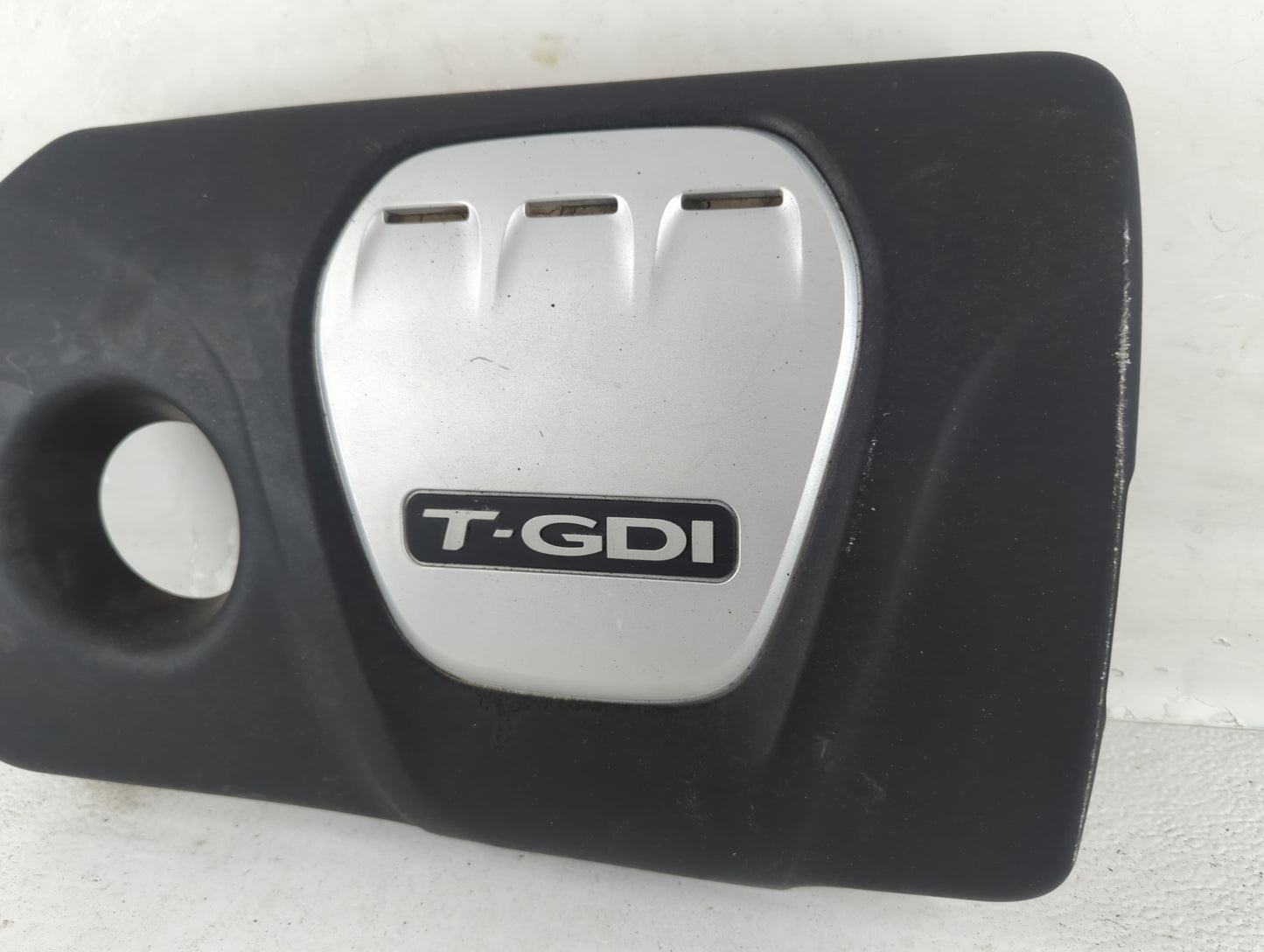 2018 Hyundai Kona Engine Cover - Oemusedautoparts1.com