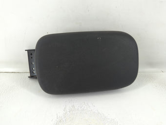 compare product 2018-2021 Hyundai Kona Center Console Armrest Cover Lid P/N:OS LWR Fits Fits 2018 2019 2020 2021 OEM Used Auto Parts
