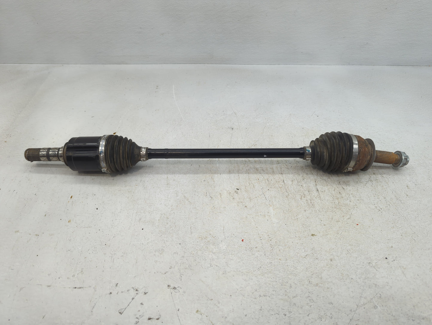 2018-2021 Hyundai Kona Axle Shaft Front Passenger Cv C/v - Oemusedautoparts1.com