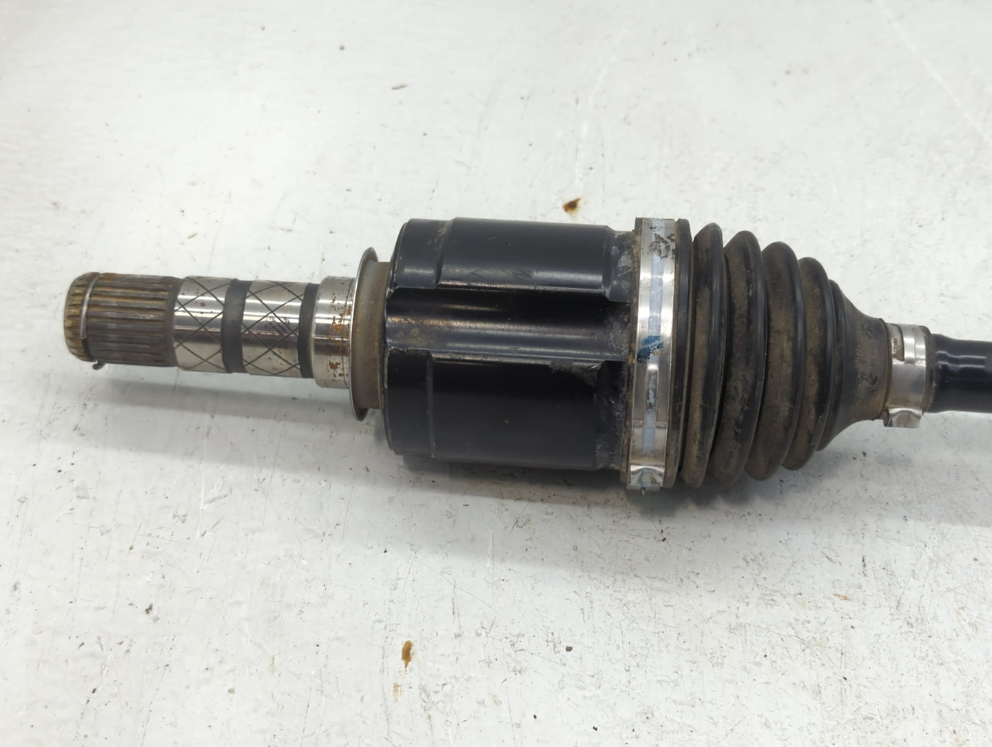 2018-2021 Hyundai Kona Axle Shaft Front Passenger Cv C/v - Oemusedautoparts1.com