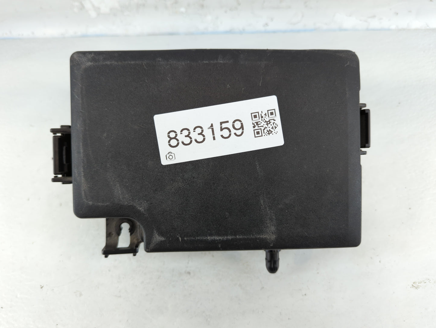 2018-2021 Hyundai Kona Fusebox Fuse Box Panel Relay Module P/N:91227-J9270 Fits Fits 2018 2019 2020 2021 OEM Used Auto Parts