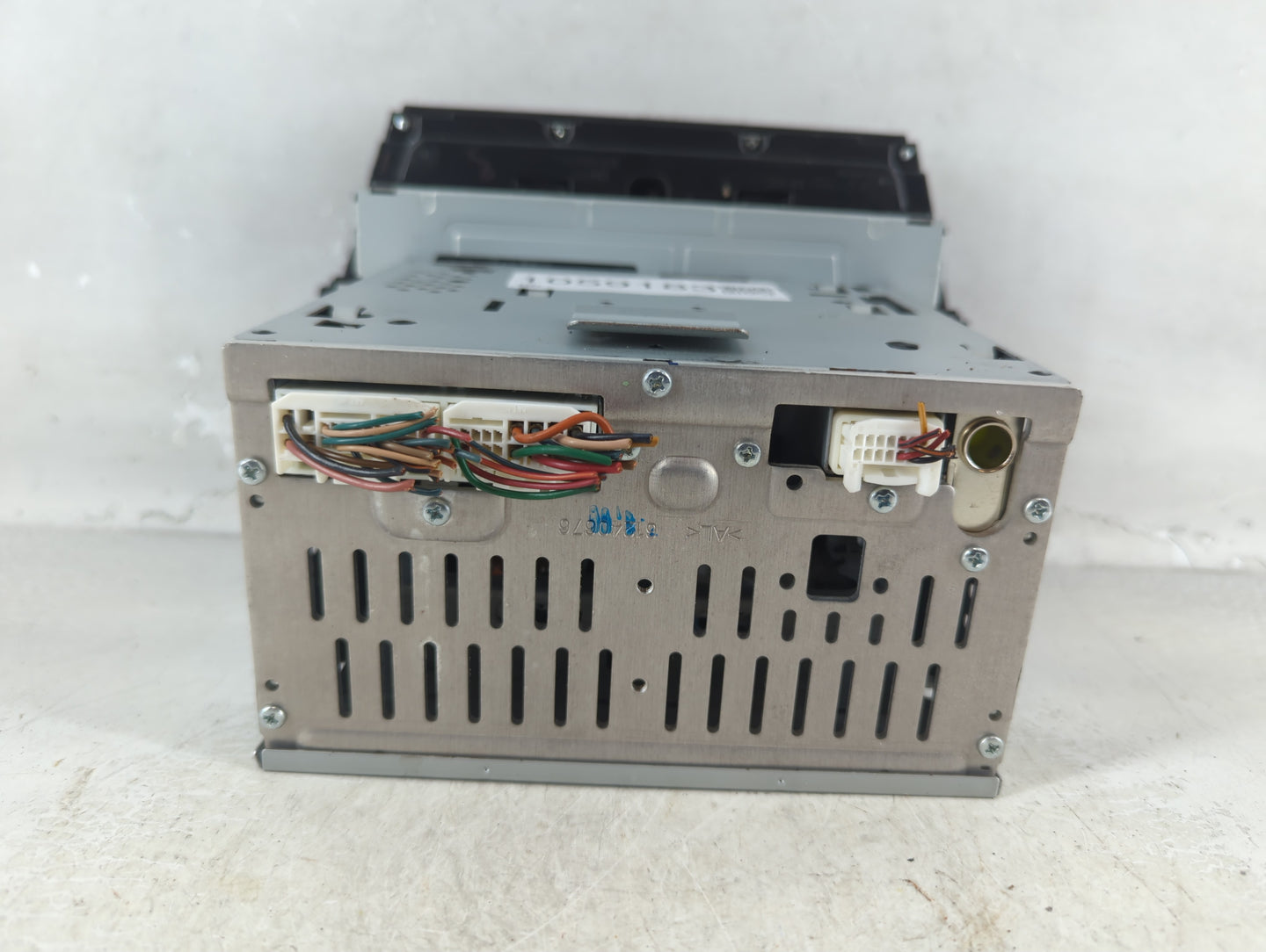2017-2018 Hyundai Santa Fe Radio AM FM Cd Player Receiver Replacement P/N:961804Z6504X Fits Fits 2017 2018 OEM Used Auto Par