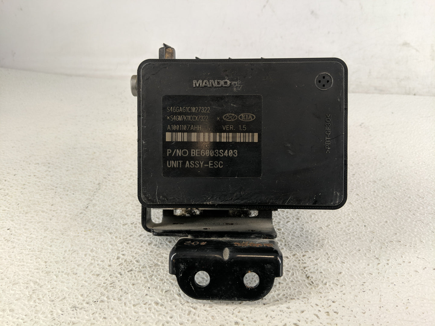 2017-2018 Hyundai Santa Fe ABS Pump Control Module Replacement P/N:BE6003S403 Fits Fits 2017 2018 OEM Used Auto Parts - Oemu