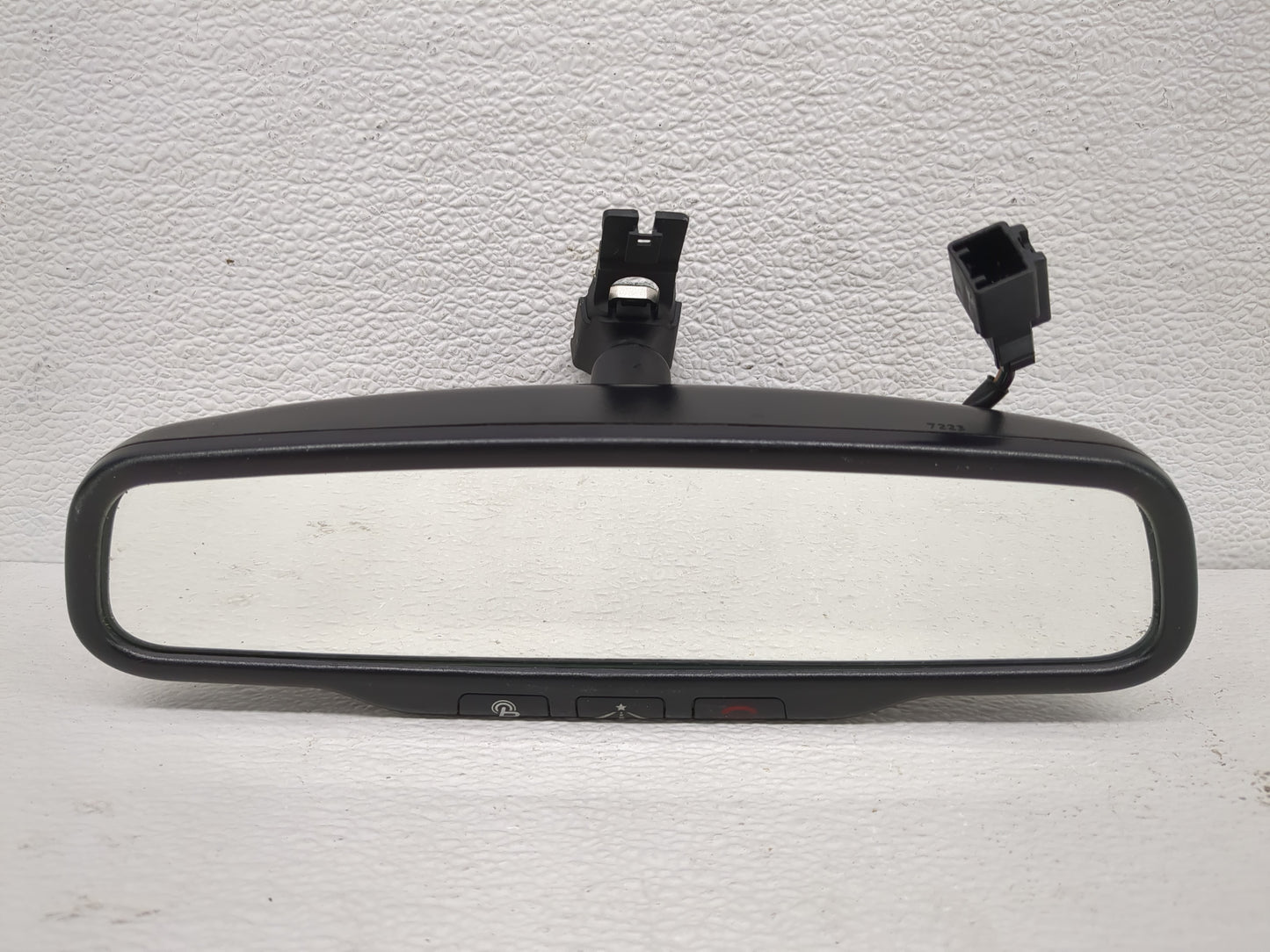 2013-2020 Hyundai Santa Fe Interior Rear View Mirror Replacement OEM Fits OEM Used Auto Parts - Oemusedautoparts1.com