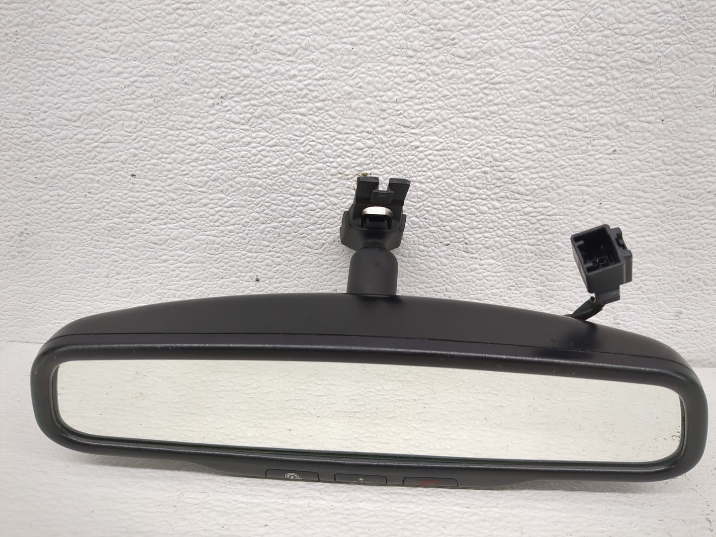2013-2020 Hyundai Santa Fe Interior Rear View Mirror Replacement OEM Fits OEM Used Auto Parts - Oemusedautoparts1.com