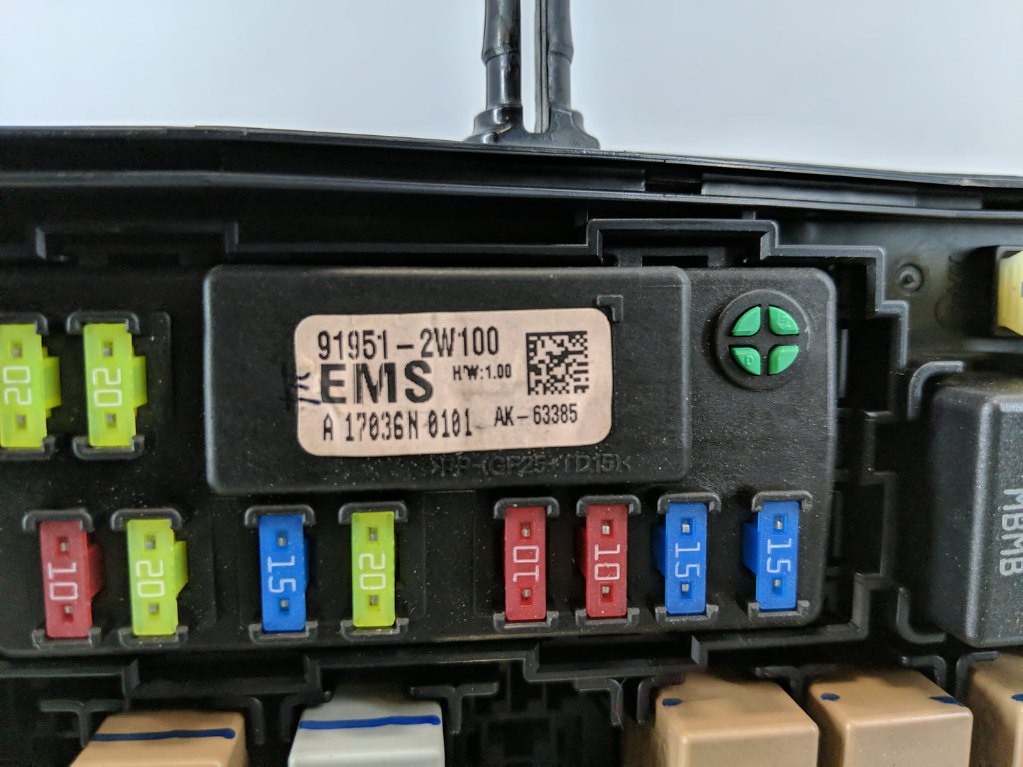 2018 Hyundai Santa Fe Fusebox Fuse Box Panel Relay Module P/N:91951-2W100 Fits OEM Used Auto Parts - Oemusedautoparts1.com