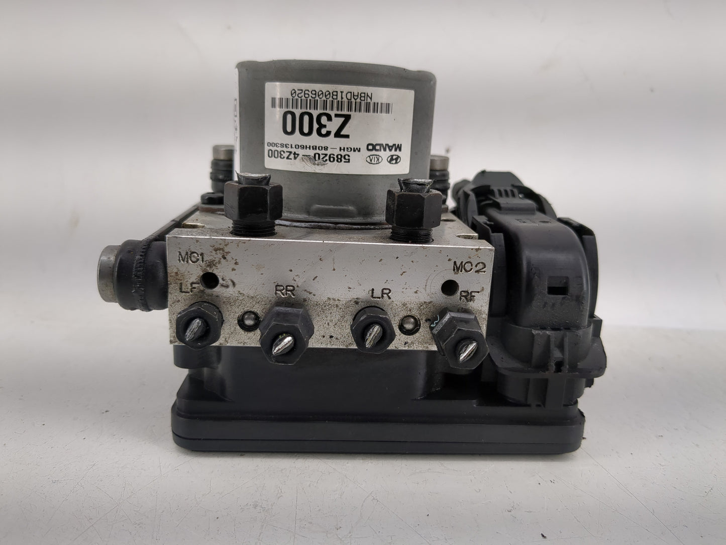 2017-2018 Hyundai Santa Fe ABS Pump Control Module Replacement P/N:BE6003S300 3641801830164, 58920-4Z300 Fits Fits 2017 2018
