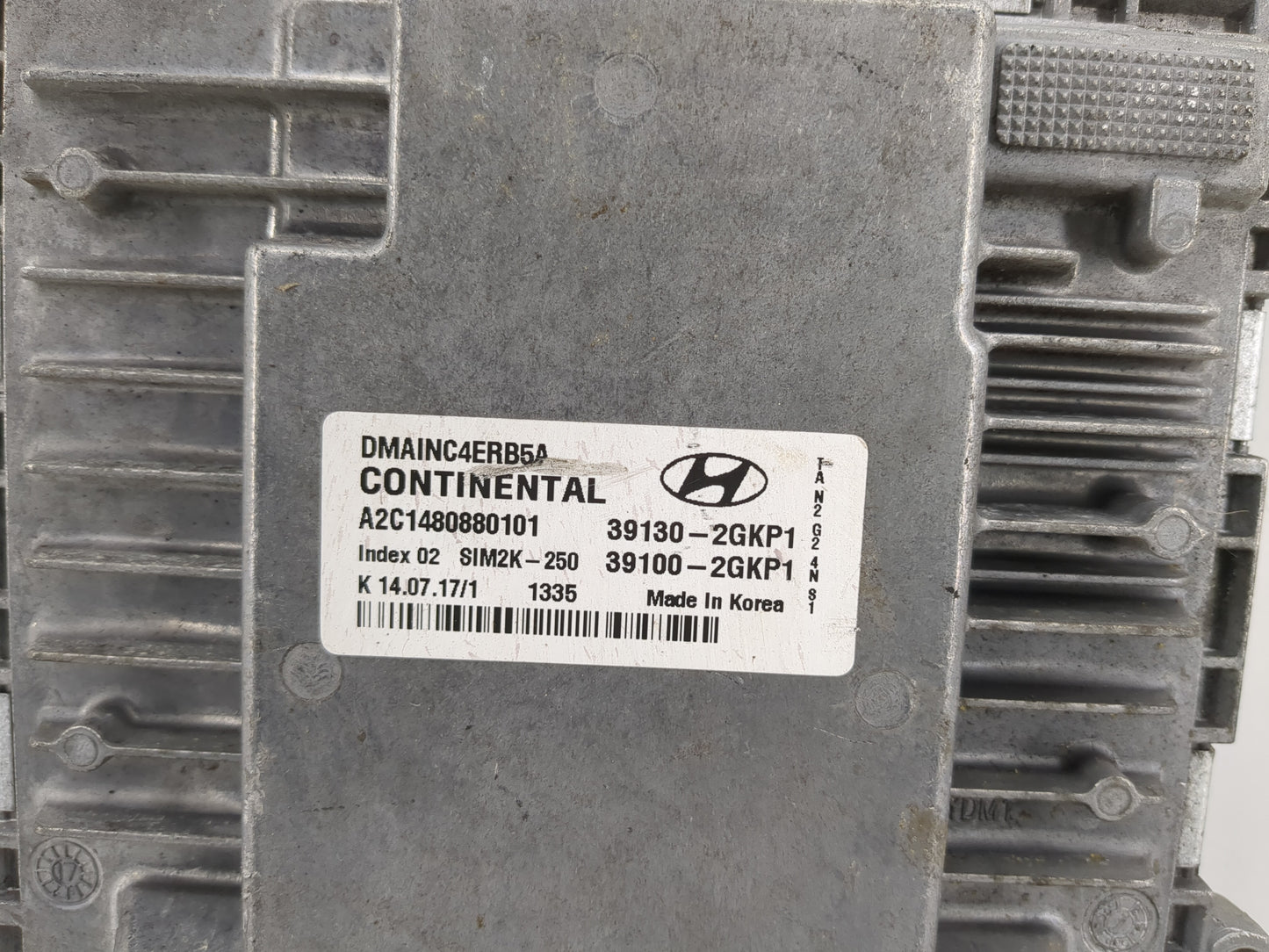2018 Hyundai Santa Fe PCM Engine Control Computer ECU ECM PCU OEM P/N:39100-2GKP1 39130-2GKP1 Fits OEM Used Auto Parts - Oem