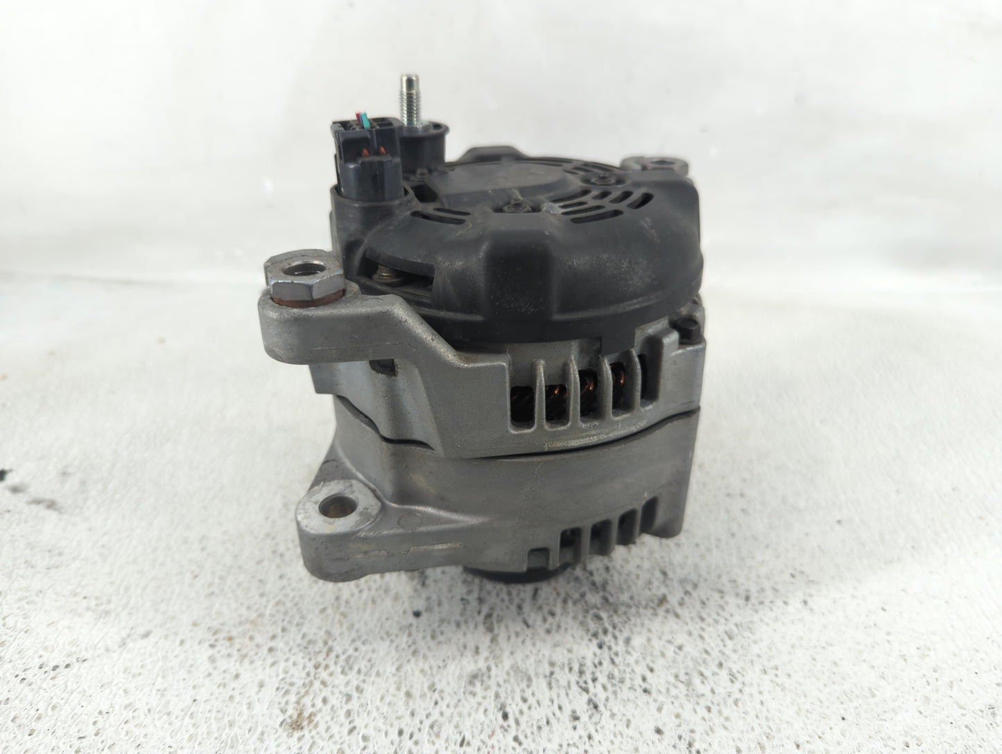 2019-2020 Hyundai Santa Fe Alternator Replacement Generator Charging Assembly Engine OEM P/N:37300-2G061 Fits OEM Used Auto 