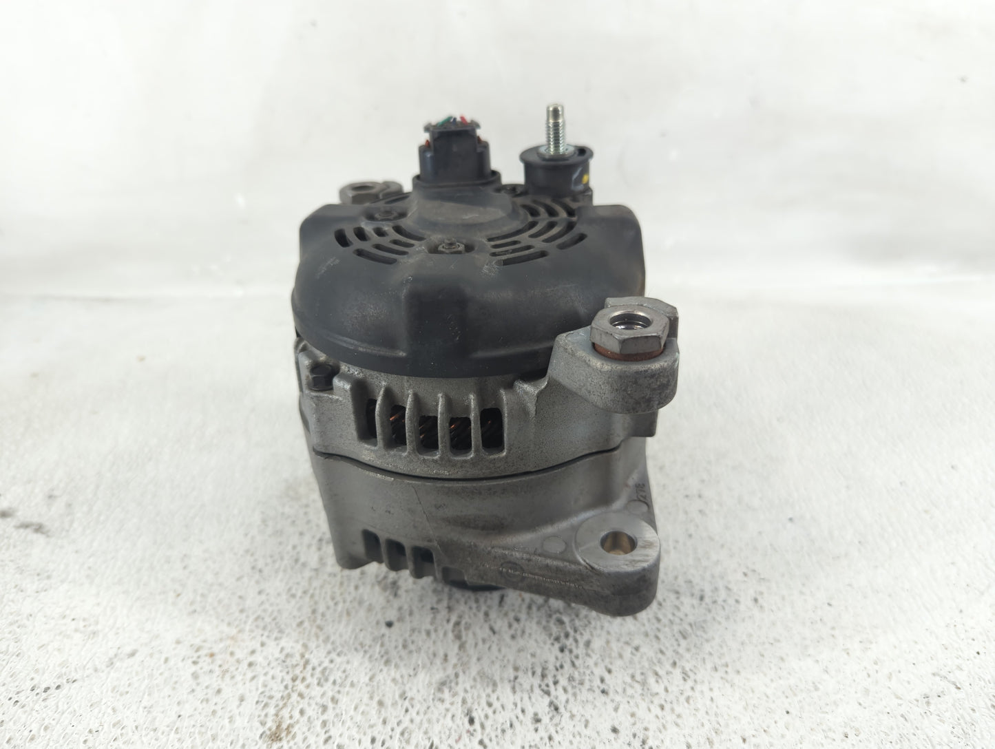 2019-2020 Hyundai Santa Fe Alternator Replacement Generator Charging Assembly Engine OEM P/N:37300-2G061 Fits OEM Used Auto 