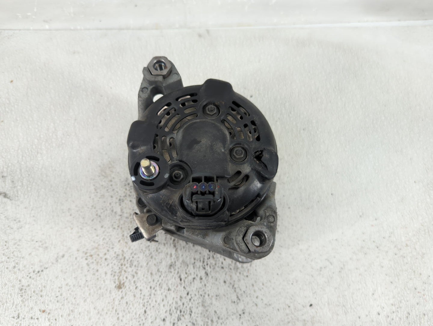 2019-2020 Hyundai Santa Fe Alternator Replacement Generator Charging Assembly Engine OEM P/N:37300-2G061 Fits OEM Used Auto 