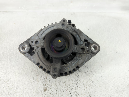 2019-2020 Hyundai Santa Fe Alternator Replacement Generator Charging Assembly Engine OEM P/N:37300-2G061 Fits OEM Used Auto Parts