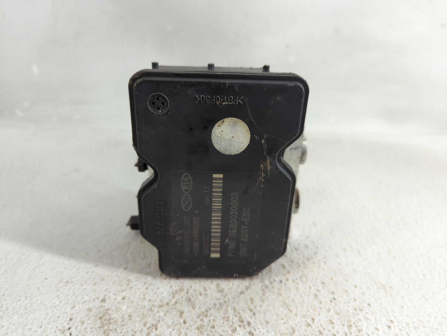 2013-2016 Hyundai Santa Fe ABS Pump Control Module Replacement P/N:58920-B8700 Fits Fits 2013 2014 2015 2016 OEM Used Auto P