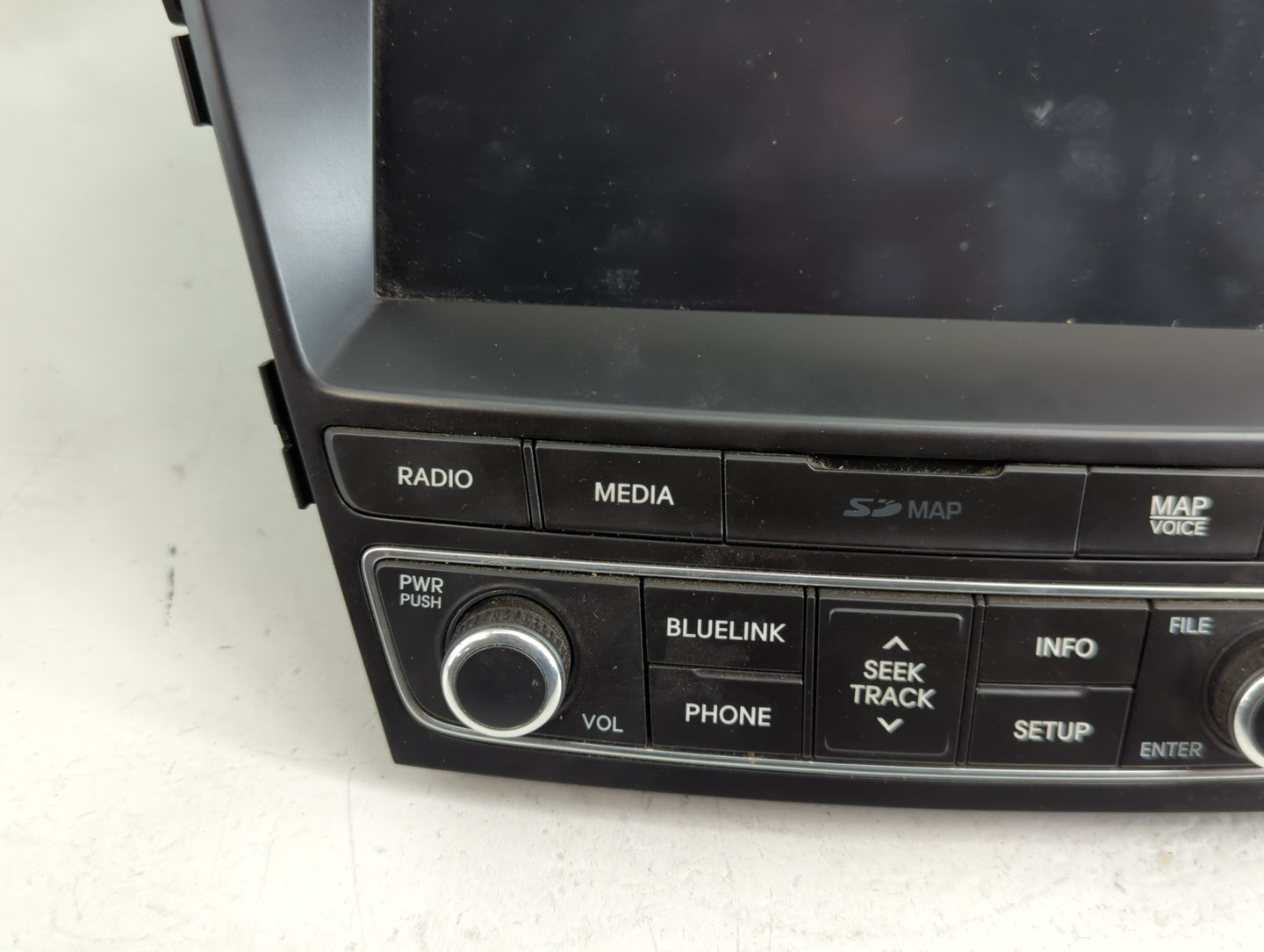 2017-2018 Hyundai Santa Fe Radio AM FM Cd Player Receiver Replacement P/N:96560-B8512NN5 Fits Fits 2017 2018 OEM Used Auto P