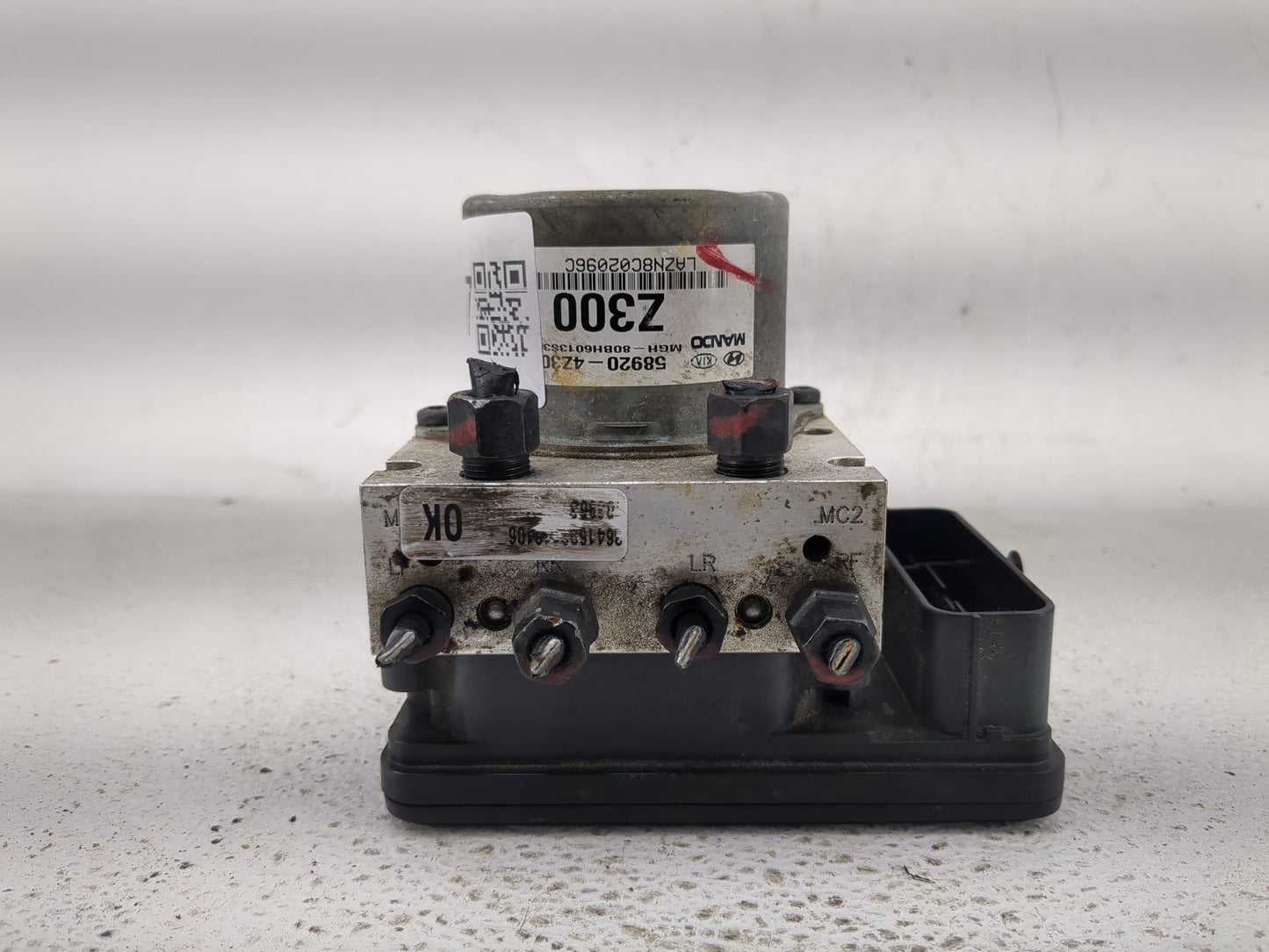 2017-2018 Hyundai Santa Fe ABS Pump Control Module Replacement P/N:58920-4Z300 Fits Fits 2017 2018 OEM Used Auto Parts - Oem