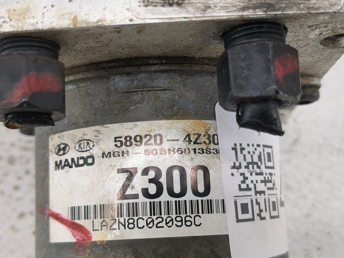 2017-2018 Hyundai Santa Fe ABS Pump Control Module Replacement P/N:58920-4Z300 Fits Fits 2017 2018 OEM Used Auto Parts - Oem