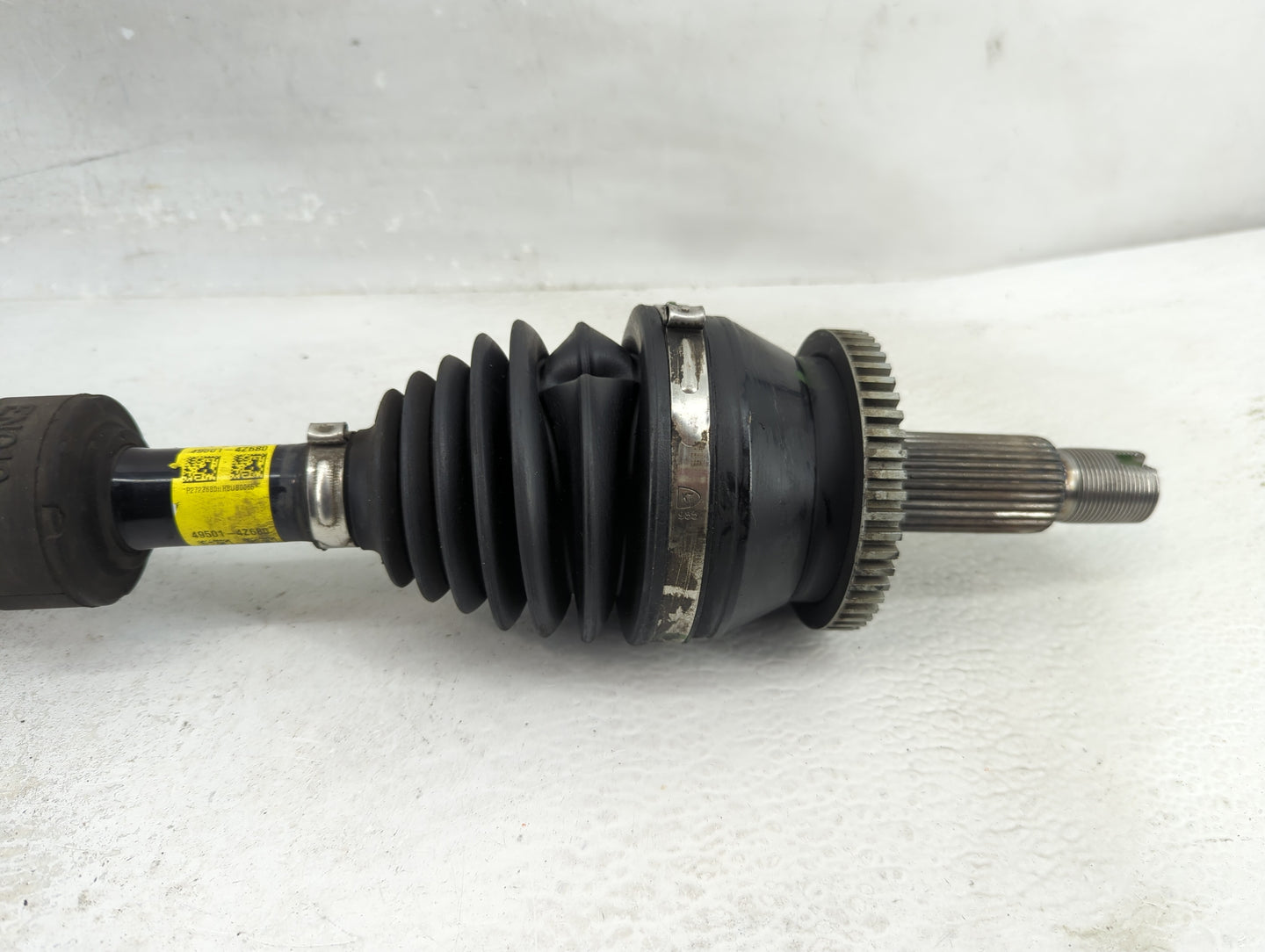 2018 Hyundai Santa Fe Axle Shaft Front Driver Cv C/v - Oemusedautoparts1.com