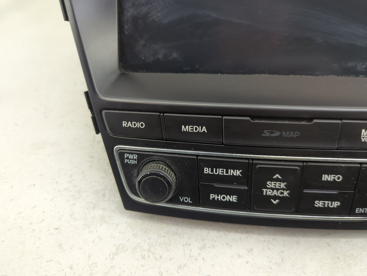 2017-2018 Hyundai Santa Fe Radio AM FM Cd Player Receiver Replacement P/N:96560-B8512NN5 Fits Fits 2017 2018 OEM Used Auto P