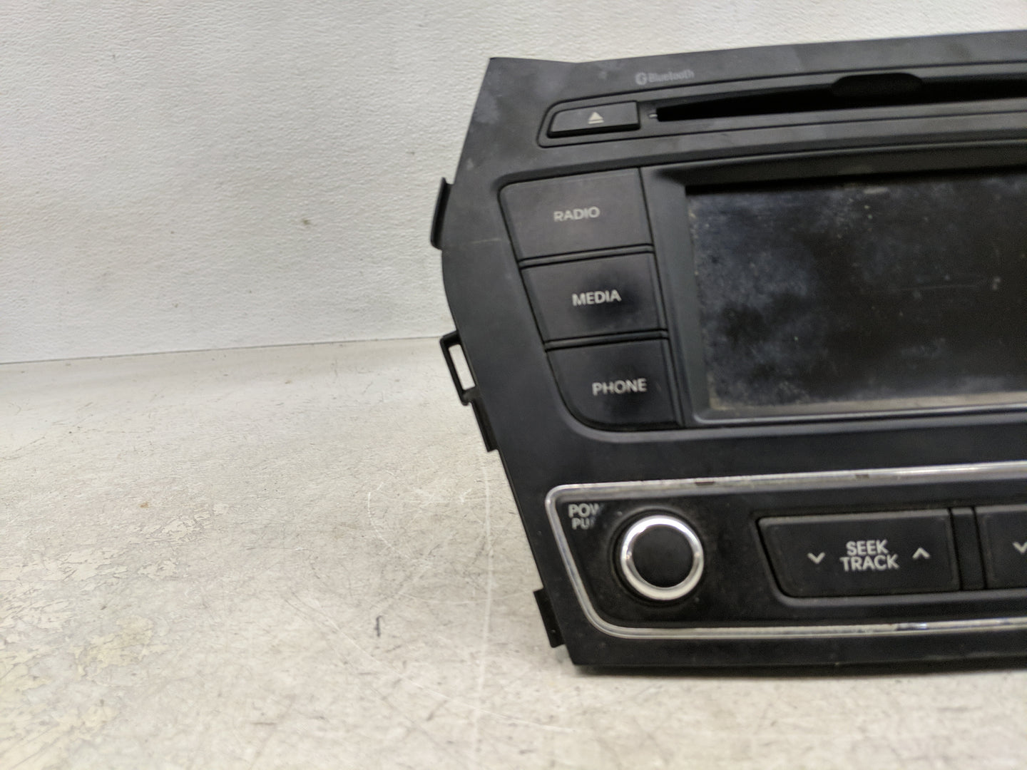 2017-2018 Hyundai Santa Fe Radio AM FM Cd Player Receiver Replacement P/N:961804Z6504X Fits Fits 2017 2018 OEM Used Auto Par