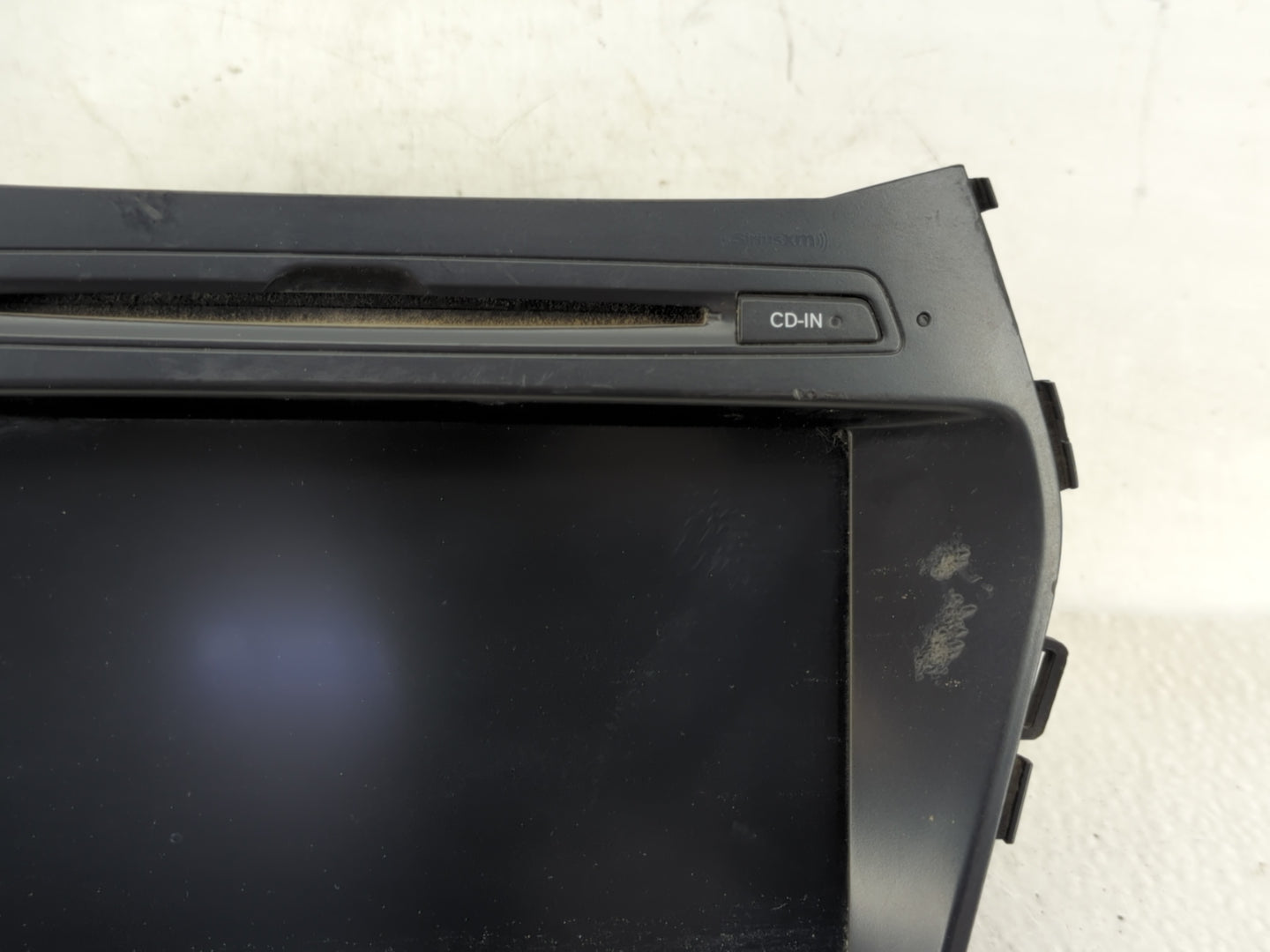 2017-2018 Hyundai Santa Fe Radio AM FM Cd Player Receiver Replacement P/N:96560-B8562NN5 Fits Fits 2017 2018 OEM Used Auto P