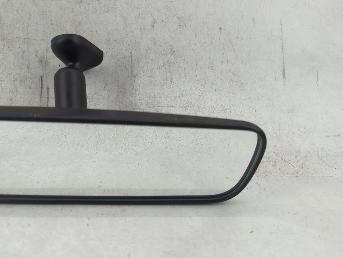 2015-2020 Hyundai Santa Fe Interior Rear View Mirror Replacement OEM Fits OEM Used Auto Parts - Oemusedautoparts1.com