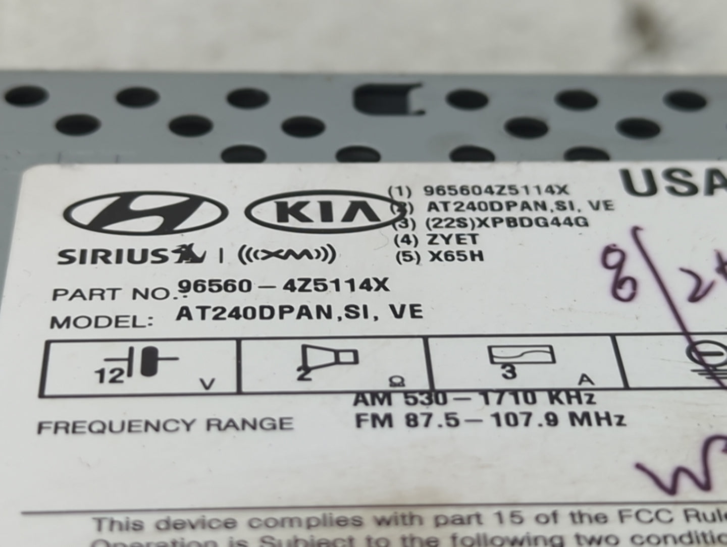 2017-2018 Hyundai Santa Fe Radio AM FM Cd Player Receiver Replacement P/N:96560-4Z5114X Fits Fits 2017 2018 OEM Used Auto Pa