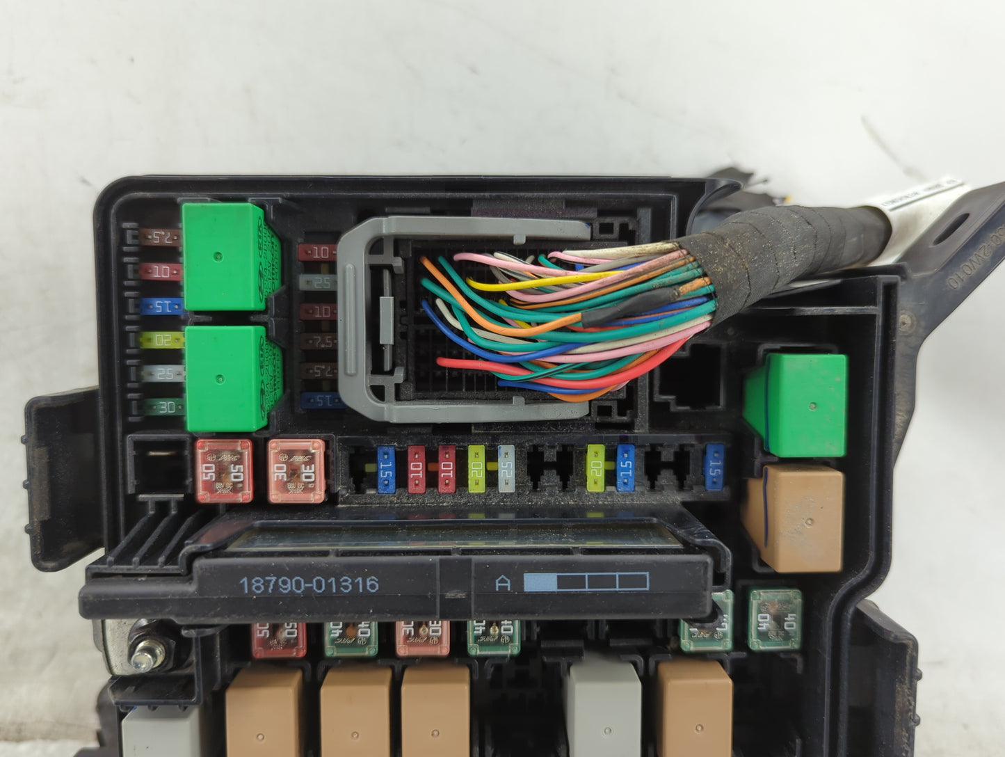 2018 Hyundai Santa Fe Fusebox Fuse Box Panel Relay Module P/N:91951-2W100 Fits OEM Used Auto Parts - Oemusedautoparts1.com