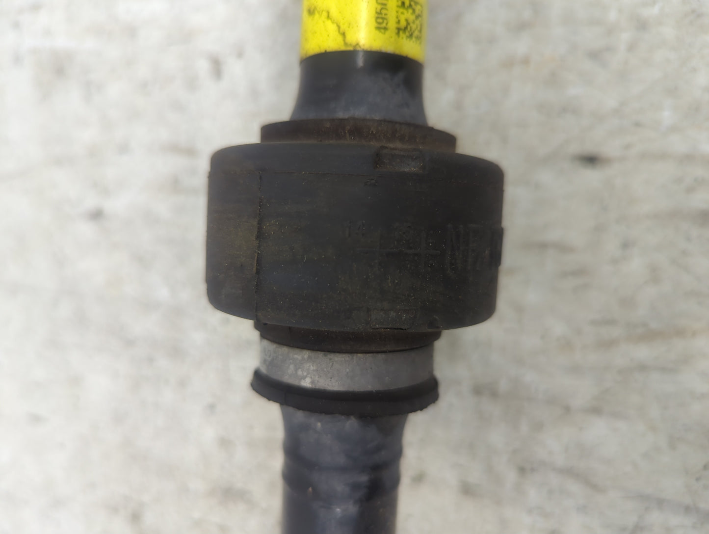 2018 Hyundai Santa Fe Axle Shaft Front Driver Cv C/v - Oemusedautoparts1.com