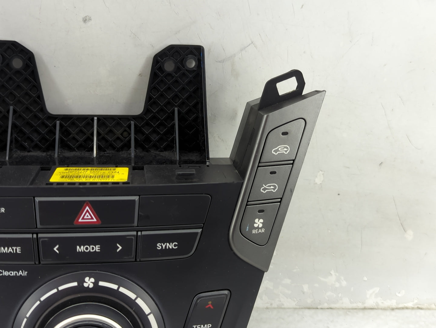 2017-2018 Hyundai Santa Fe Climate Control Module Temperature AC/Heater Replacement P/N:97250-B8EF0NN5 E200NHFDA-0200 Fits O